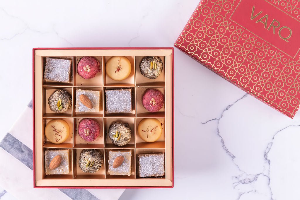 16 pcs Sweets Box
